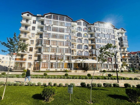 
   Продам 2-комнатную, 65 м², Крымская ул, к 11

. Фото 1.