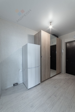 
   Продам студию, 28.1 м², Александра Сапрунова ул, 13

. Фото 2.