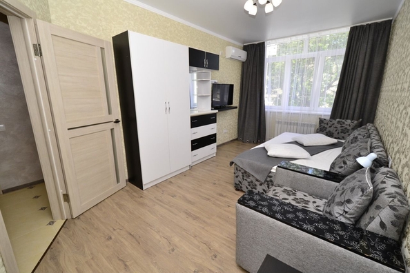 
   Продам 1-комнатную, 35 м², Краснозеленых ул, 14

. Фото 6.