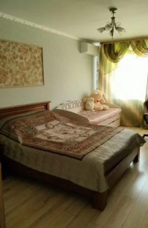 
   Продам 2-комнатную, 74 м², Маршала Жукова ул, к 6

. Фото 7.