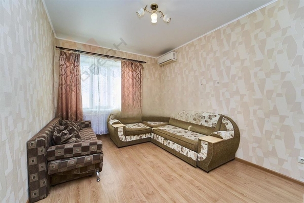 
   Продам 1-комнатную, 31.3 м², Шаляпина Ф.И. ул, 31А

. Фото 1.