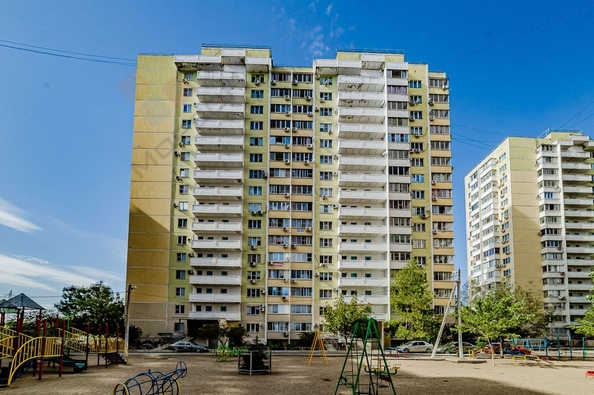 
   Продам 2-комнатную, 60 м², Академика Лукьяненко П.П. ул, 34

. Фото 25.