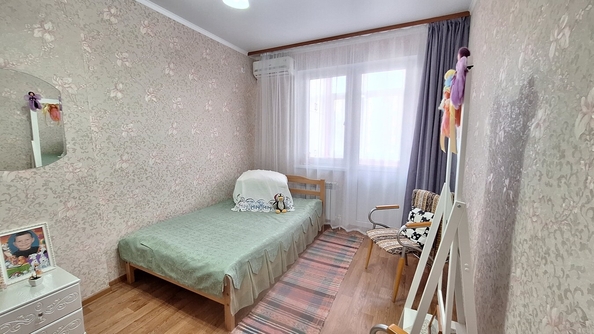 
   Продам 2-комнатную, 54 м², Парковая ул, 64Ак9

. Фото 4.