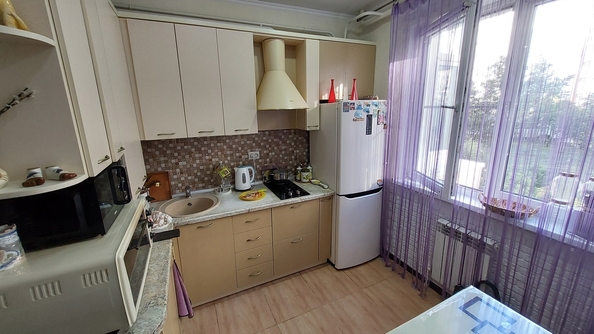 
   Продам 2-комнатную, 50 м², Парковая ул, 64Ак9

. Фото 9.