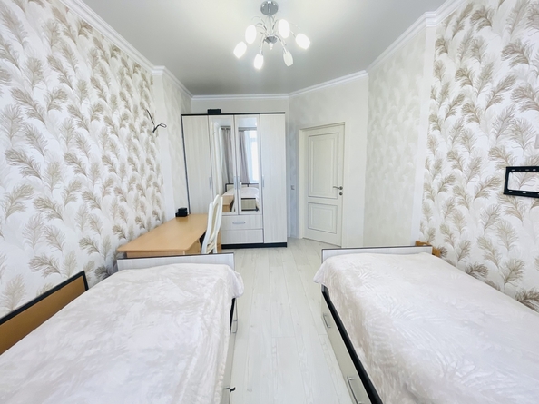 
   Продам 3-комнатную, 70 м², Ленинградская ул, 81

. Фото 12.