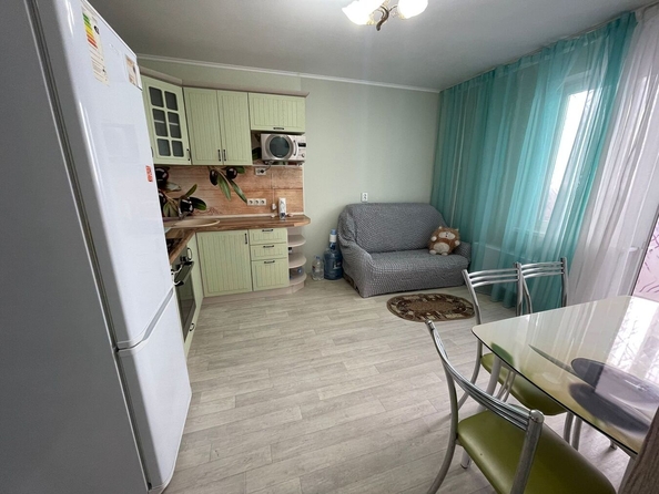 
   Продам 1-комнатную, 31 м², Ленина ул, 237

. Фото 7.