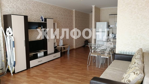 
   Продам 1-комнатную, 40 м², Полтавская ул, 19/6

. Фото 1.