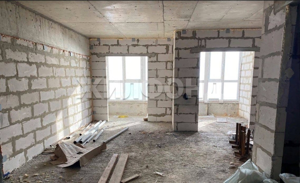 
   Продам 1-комнатную, 43 м², Есауленко ул, 6а

. Фото 2.