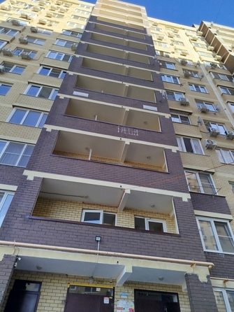 
   Продам 2-комнатную, 39 м², Лазурная ул, 10к2

. Фото 12.