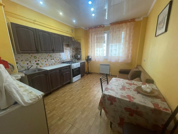 
   Продам 1-комнатную, 44 м², Шевченко ул, 288Б

. Фото 11.