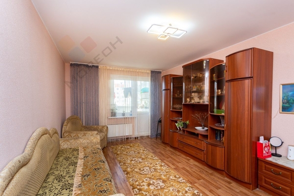 
   Продам 2-комнатную, 64.8 м², Героя Яцкова И.В. ул, 20

. Фото 2.