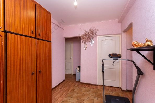 
   Продам 2-комнатную, 64.8 м², Героя Яцкова И.В. ул, 20

. Фото 11.