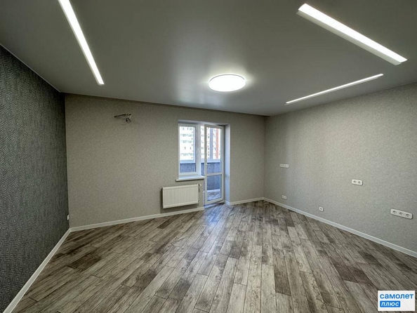 
   Продам 1-комнатную, 42.85 м², Народные Кварталы, литер 1

. Фото 2.