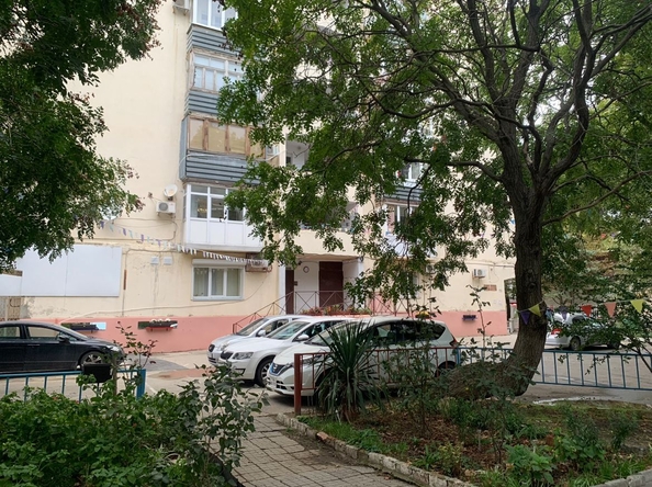 
   Продам 2-комнатную, 54 м², Крымская ул, 182

. Фото 16.