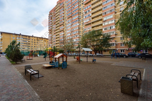 
   Продам 2-комнатную, 48.8 м², Евгении Жигуленко ул, 4

. Фото 16.