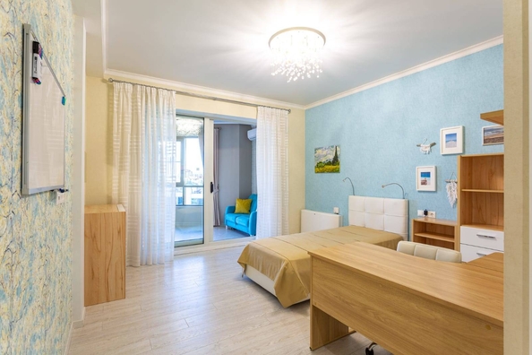 
   Продам 4-комнатную, 120 м², Войкова ул, 21

. Фото 15.