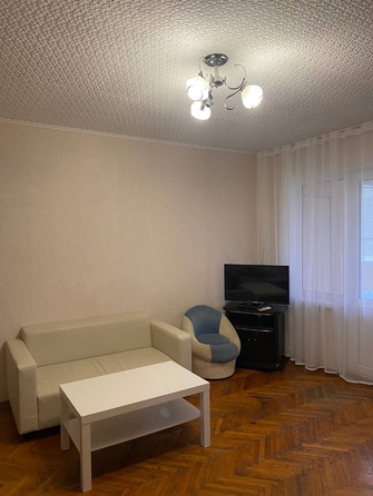 
   Продам 3-комнатную, 56 м², Лазарева ул, 52

. Фото 6.