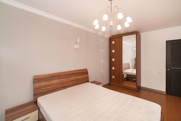 
   Продам 2-комнатную, 47.6 м², Роз ул, 46

. Фото 15.