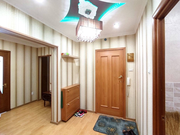 
   Продам 3-комнатную, 90 м², Ленина ул, 10

. Фото 4.