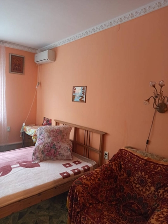 
   Продам 2-комнатную, 47 м², Лазарева ул, 7

. Фото 1.