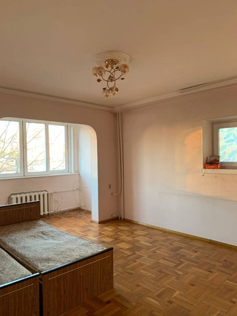 
   Продам 2-комнатную, 58 м², Крымская ул, 40

. Фото 2.