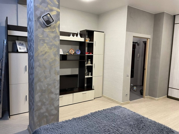 
   Продам 2-комнатную, 50 м², Транспортная ул, 76/15

. Фото 1.