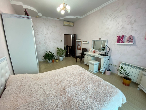 
   Продам 7-комнатную, 238 м², Интернациональная ул, 3/1

. Фото 3.