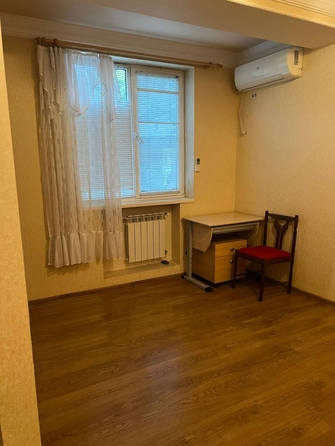 
   Продам 2-комнатную, 37 м², Гагарина ул, 53А

. Фото 2.