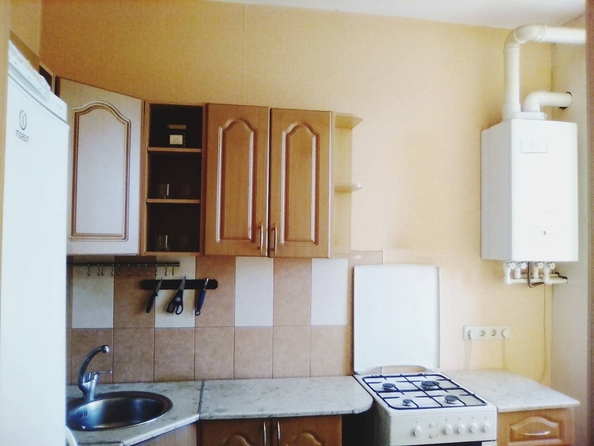 
   Продам 2-комнатную, 33 м², Виноградная ул, 224/11

. Фото 1.