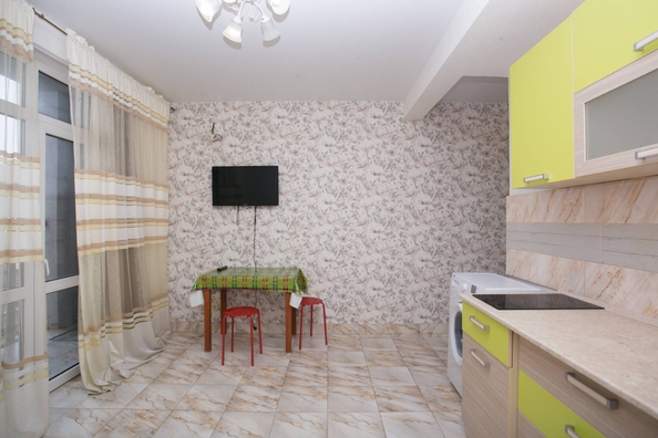 
   Продам 1-комнатную, 39.2 м², Троицкая ул, 31/2

. Фото 3.