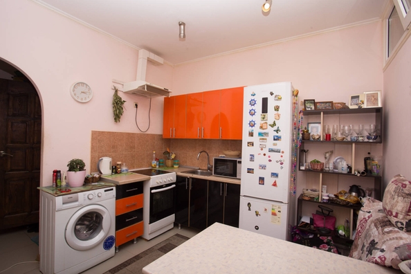 
   Продам 1-комнатную, 25 м², Ленина ул, 221/6

. Фото 2.