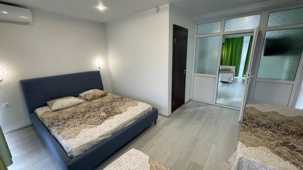 
   Продам 1-комнатную, 42.4 м², Бирюзовая ул, 10А

. Фото 10.