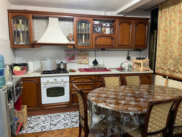 
   Продам 2-комнатную, 59.2 м², Крымская ул, 30

. Фото 1.