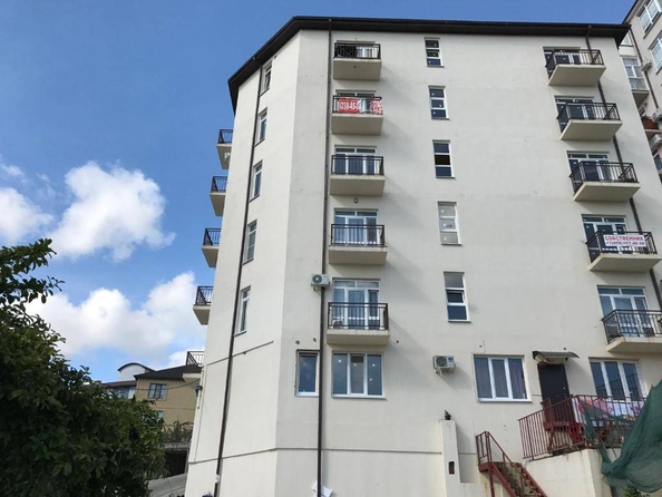 
   Продам 1-комнатную, 28.5 м², Надежды ул, 8

. Фото 2.