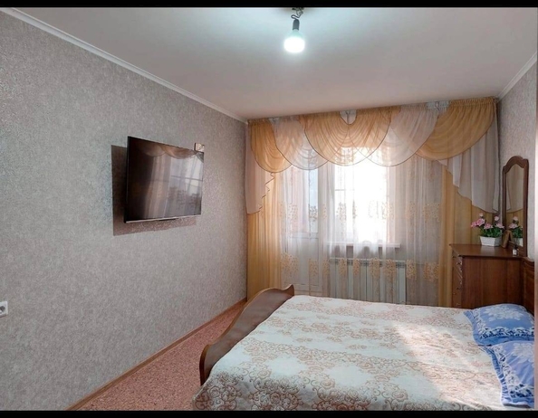 
   Продам 3-комнатную, 74.2 м², Малышева ул, 3

. Фото 9.