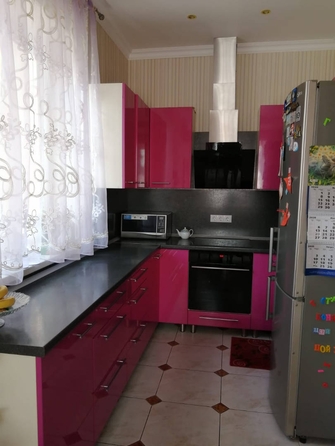 
   Продам 2-комнатную, 59 м², Свердлова ул, 124

. Фото 2.