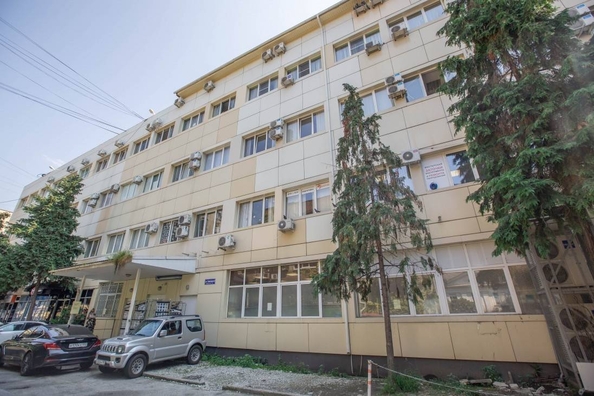 
   Продам 1-комнатную, 14.2 м², Советская ул, 42

. Фото 15.