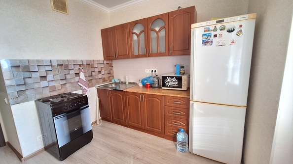 
   Продам 1-комнатную, 35 м², Ленина ул, 153Б

. Фото 1.