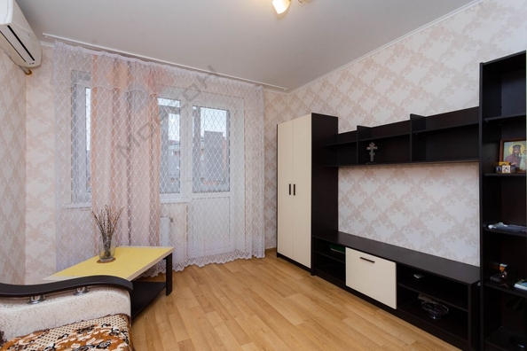 
   Продам 1-комнатную, 35.6 м², Сахалинская ул, 10к2

. Фото 4.