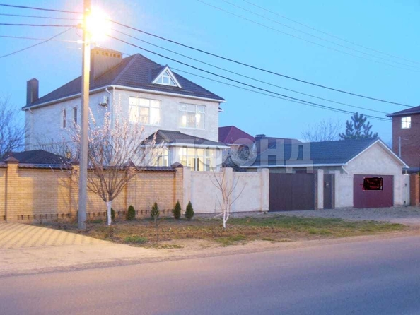
   Продам дом, 300 м², Краснодар

. Фото 4.