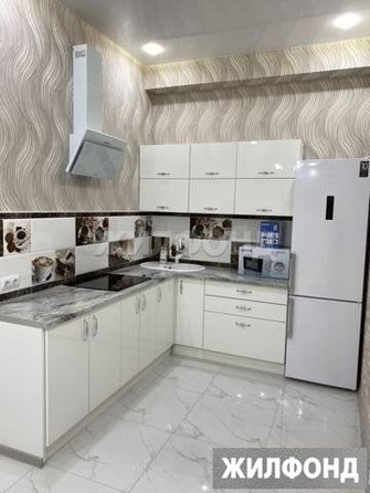 
   Продам 3-комнатную, 56 м², Ульянова ул, 122

. Фото 3.