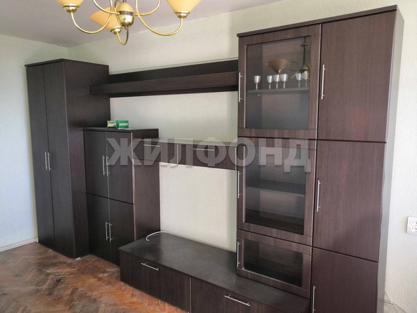 
   Продам комнату, 15 м², Железобетон снт, 6

. Фото 1.