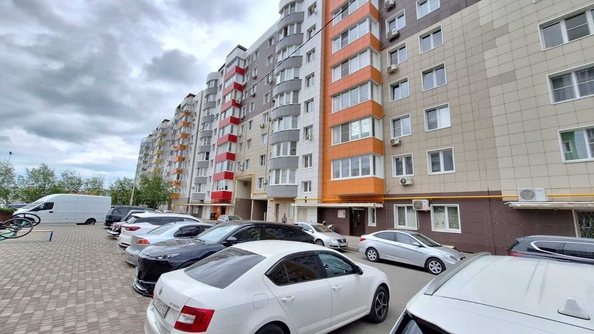 
   Продам 1-комнатную, 33 м², Парковая ул, 64Ак8

. Фото 4.