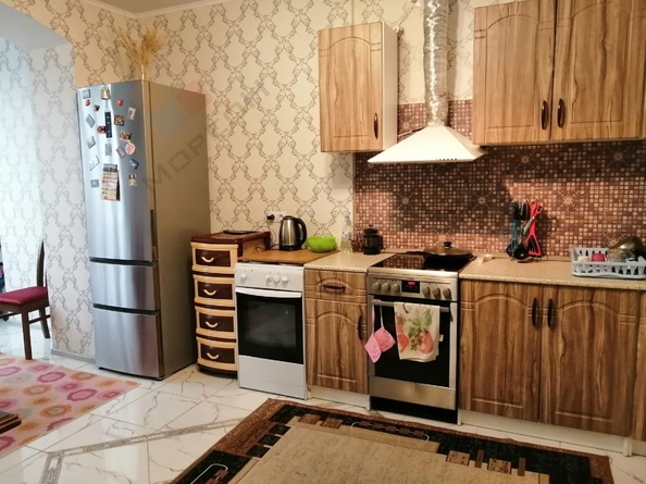 
   Продам 3-комнатную, 85.6 м², Мачуги В.Н. ул, 6

. Фото 1.