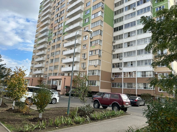 
   Продам 1-комнатную, 37.9 м², Генерала Трошева Г.Н. ул, 35

. Фото 10.