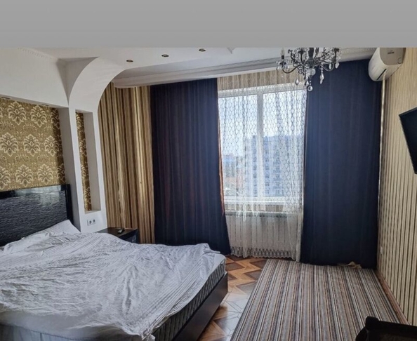 
   Продам 2-комнатную, 110 м², Просвещения ул, 84

. Фото 3.