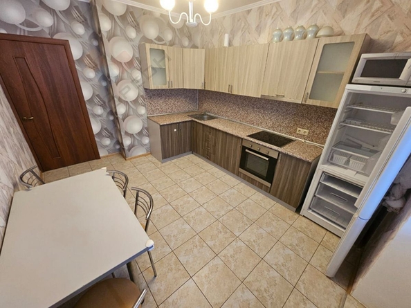 
   Продам 1-комнатную, 45 м², Максима Горького ул, 34/2

. Фото 2.