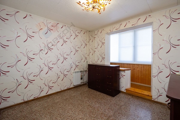 
   Продам 3-комнатную, 73.6 м², Ставропольская ул, 170

. Фото 13.