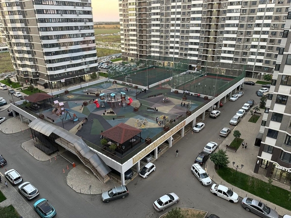 
   Продам 3-комнатную, 81.3 м², Адмиралтейский б-р, 3

. Фото 12.