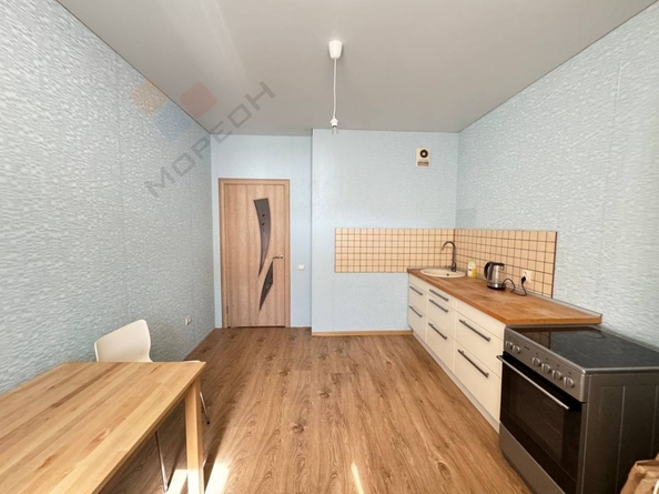 
   Продам 1-комнатную, 38.5 м², Восточно-Кругликовская ул, 22/3

. Фото 4.